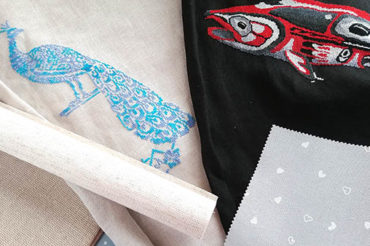 Cross stitch fabrics: Aida, evenweave, and linen